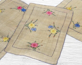 Gauze linen appliqué placemats Vintage light brown natural shabby chic floral table doilies Retro set of 6