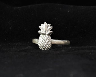 Silver unique handmade 925 silver cast Pineapple ring