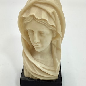 Virgin Mary Bust Hand Carved Stone Bust Wood Base Made Italy Religious Figurine Christian Gift Hostess Home Decor Christmas Figurine (K4-11)