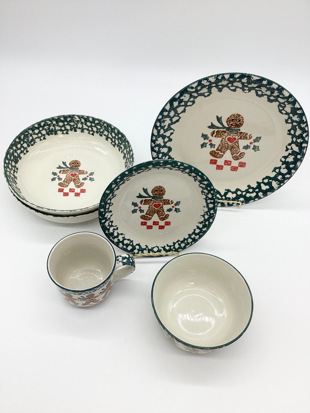 Vintage Folk Craft Set of 4 Pieces Place Setting Gingerbread Dinnerware