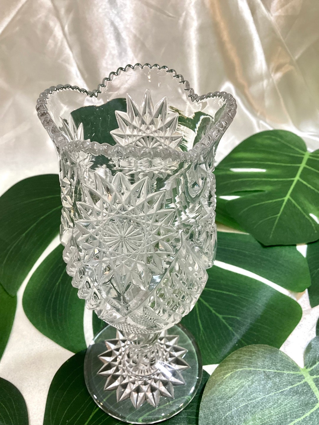 Pressed Glass Flowers Vase Clearglass With Pattern R62 Etsy