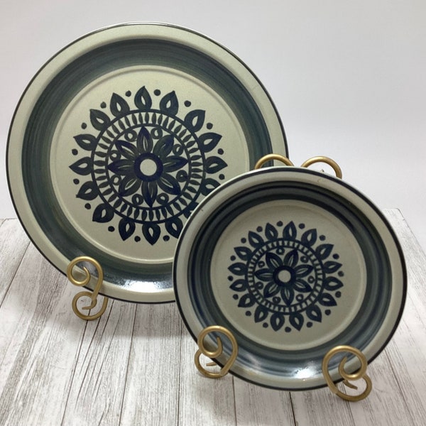 Discontinued RARE Vintage 2pc Moor Stoneware Dinner/Salad Plate Set By Fashion Manor Serving Housewarming Gift Replacement (K9-8&9)