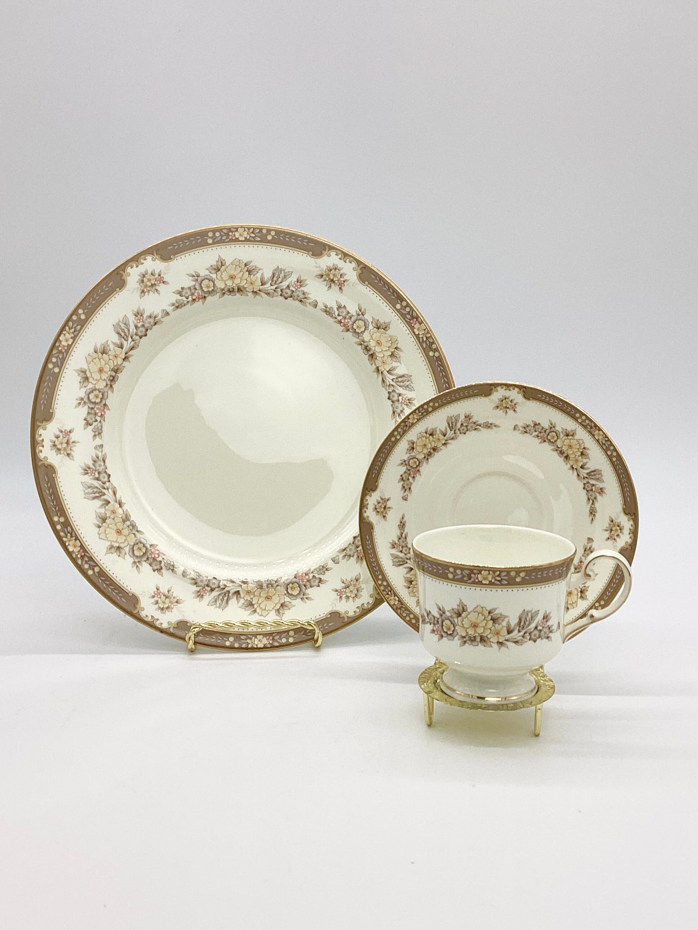 Mikasa Marquis A9132 Ivory Dinnerware Mikasa Bone China