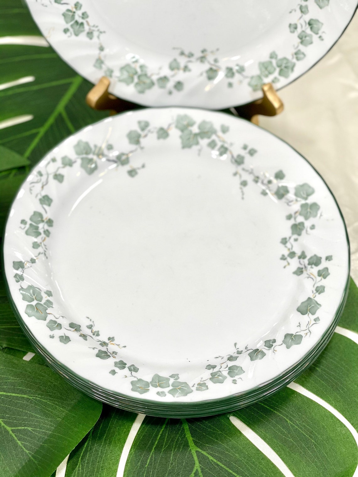 Callaway by Corelle Dinner Plates. White Plate With Green Etsy