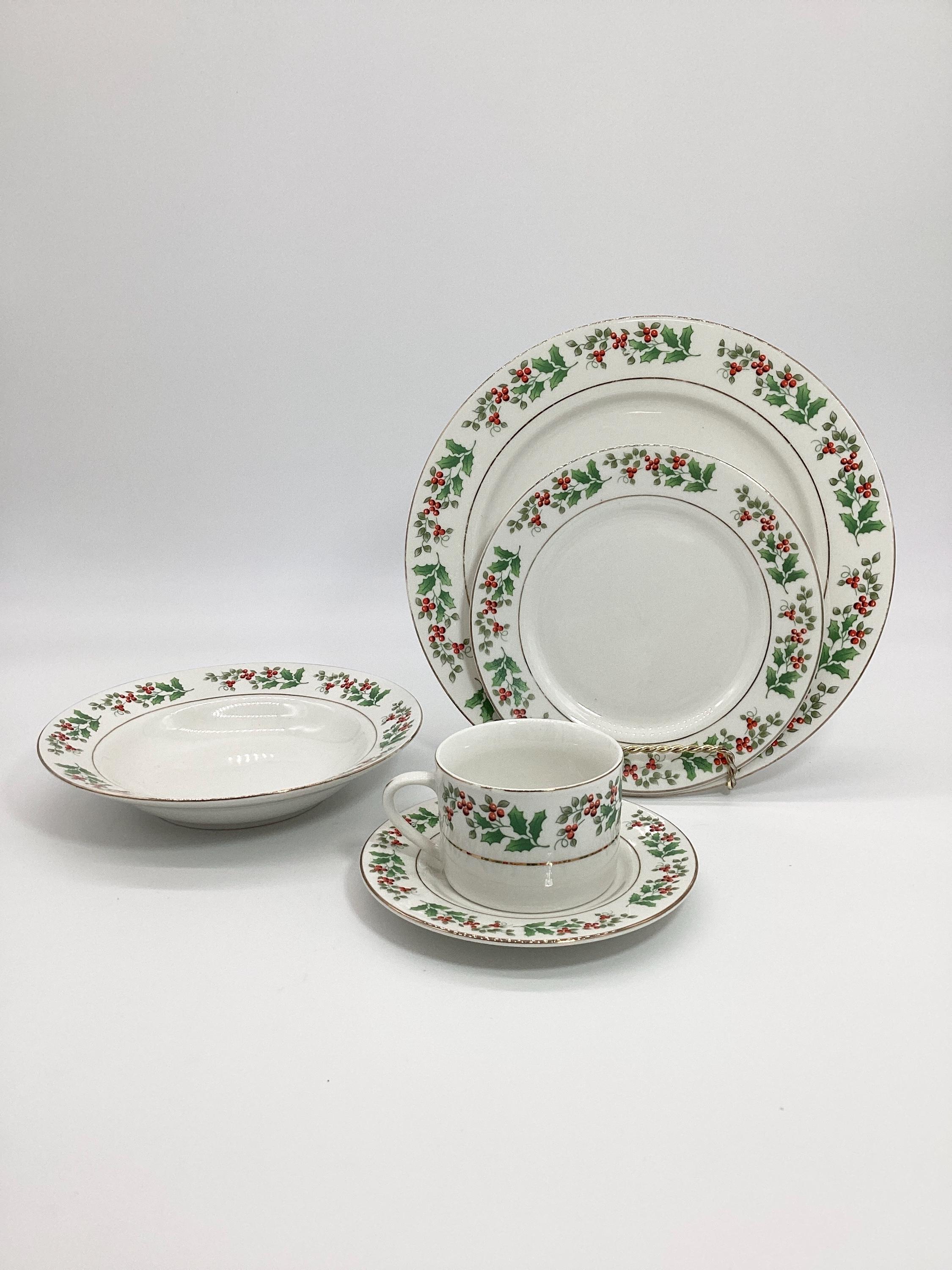 Gibson christmas plates deals