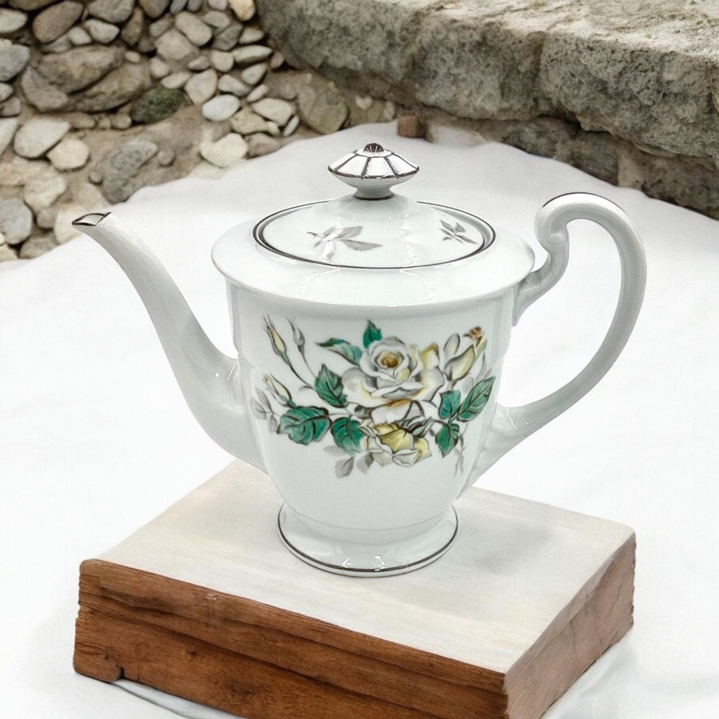 Vintage Noritake Floral Teapot: Nippon Toki Kaisha Porcelain