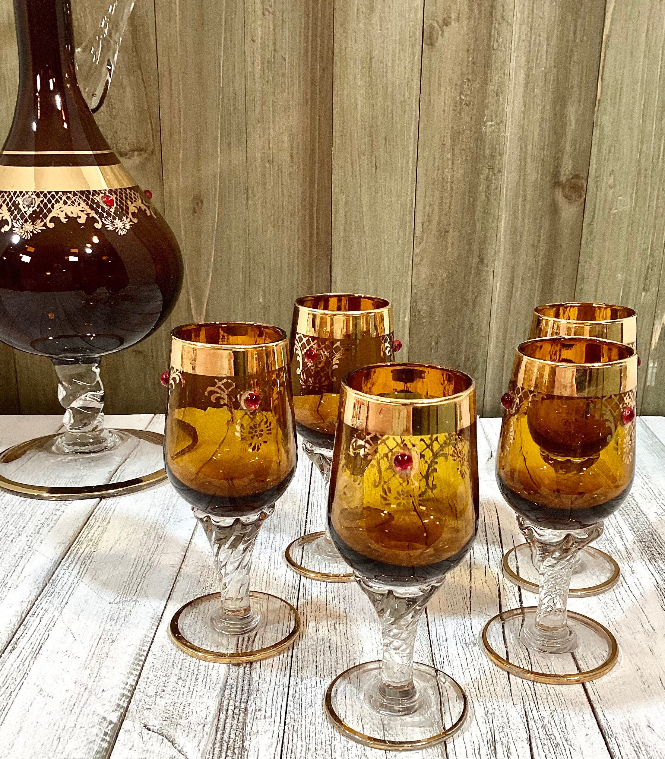 Vintage 22 Kt Gold Glass Decanter Set With Liquor Glasses (W.7-3