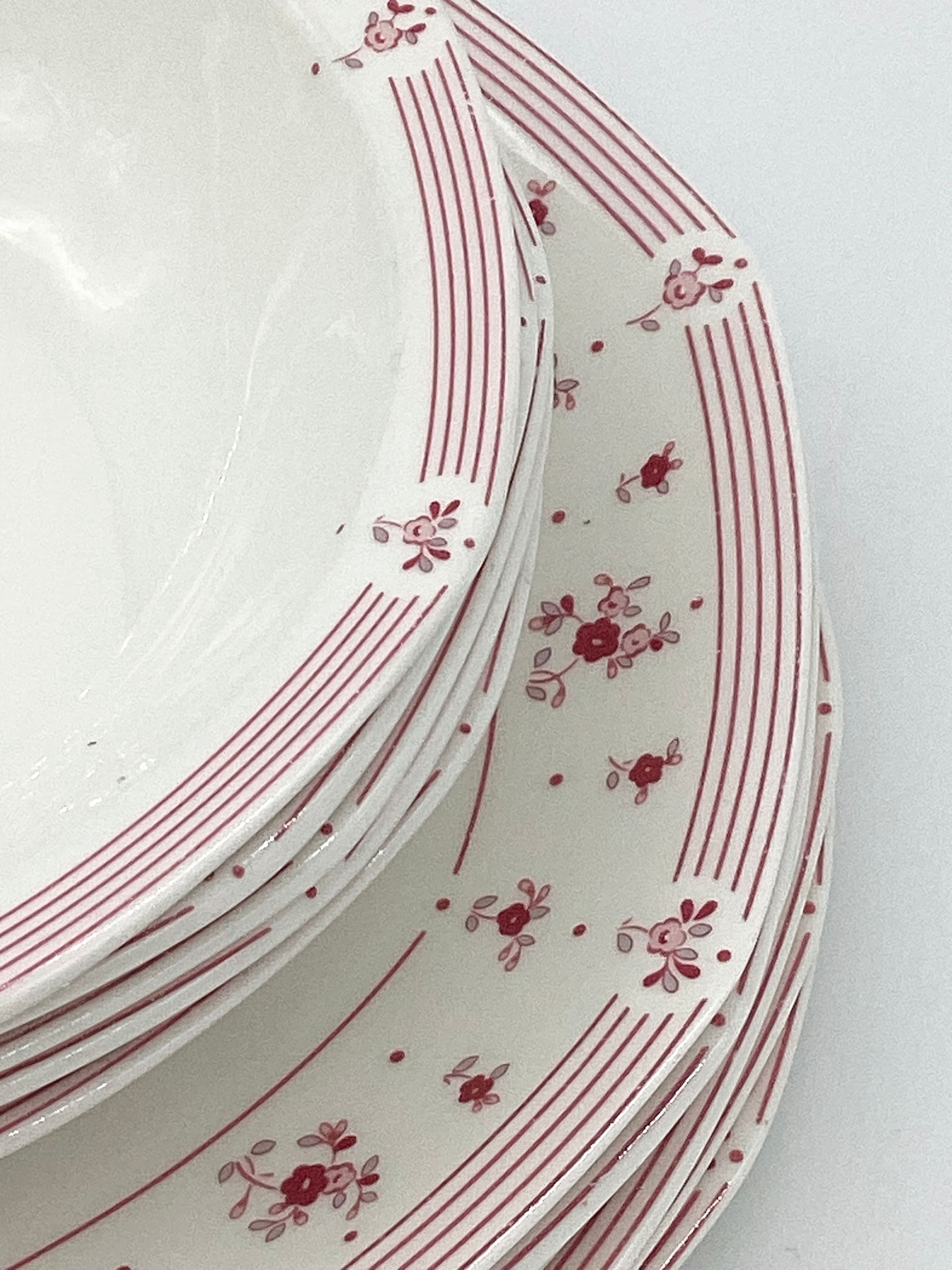 Royal Doulton Lot of Plates and Bowls 1988 Royal Doulton Royal Doulton Lot of Plates and Bowls 1988 Royal Doulton