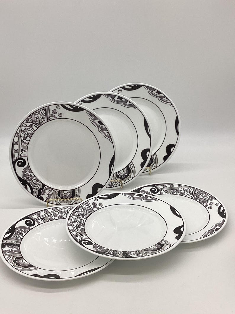 Corelle Nouveau Dinner Plates (set of 7): Black & White Retro ...