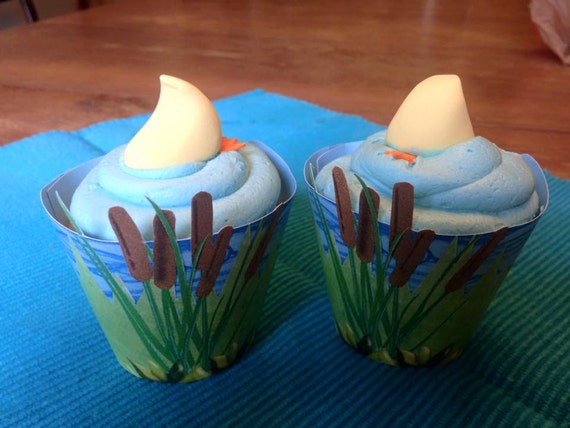 Pond with Catails Cupcake Wrappers