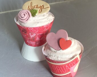Valentine Hearts Cupcake Wrappers