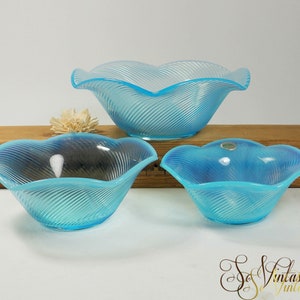Ulrica Hydman Vallien for Afors Glasbruk, 3 Nesting Bowls ITALIA, Blue opalescent ribbed glass, Modernist design Swedish art glass bowls