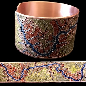 Geätztes und gefärbtes Kupfer Colorado River im Grand Canyon Manschettenarmband