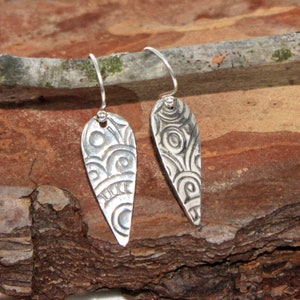 Dainty Silver Textured Earrings, fine silver earrings, PMC, precious metal clay, paisley