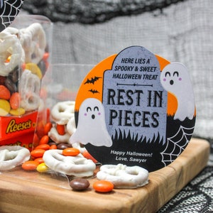 Rest in Pieces Tombstone Halloween presentetikett, Halloween godispåseetikett, Halloween presentetikett, Halloween, Lägg bara till konfetti - DIREKT NEDLADDNING bild 5