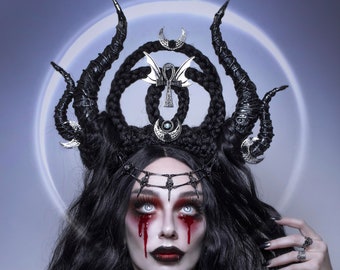 Lilith gothic headpiece , Black maleficent horns, horns cosplay, gothic crown, gothic accessories