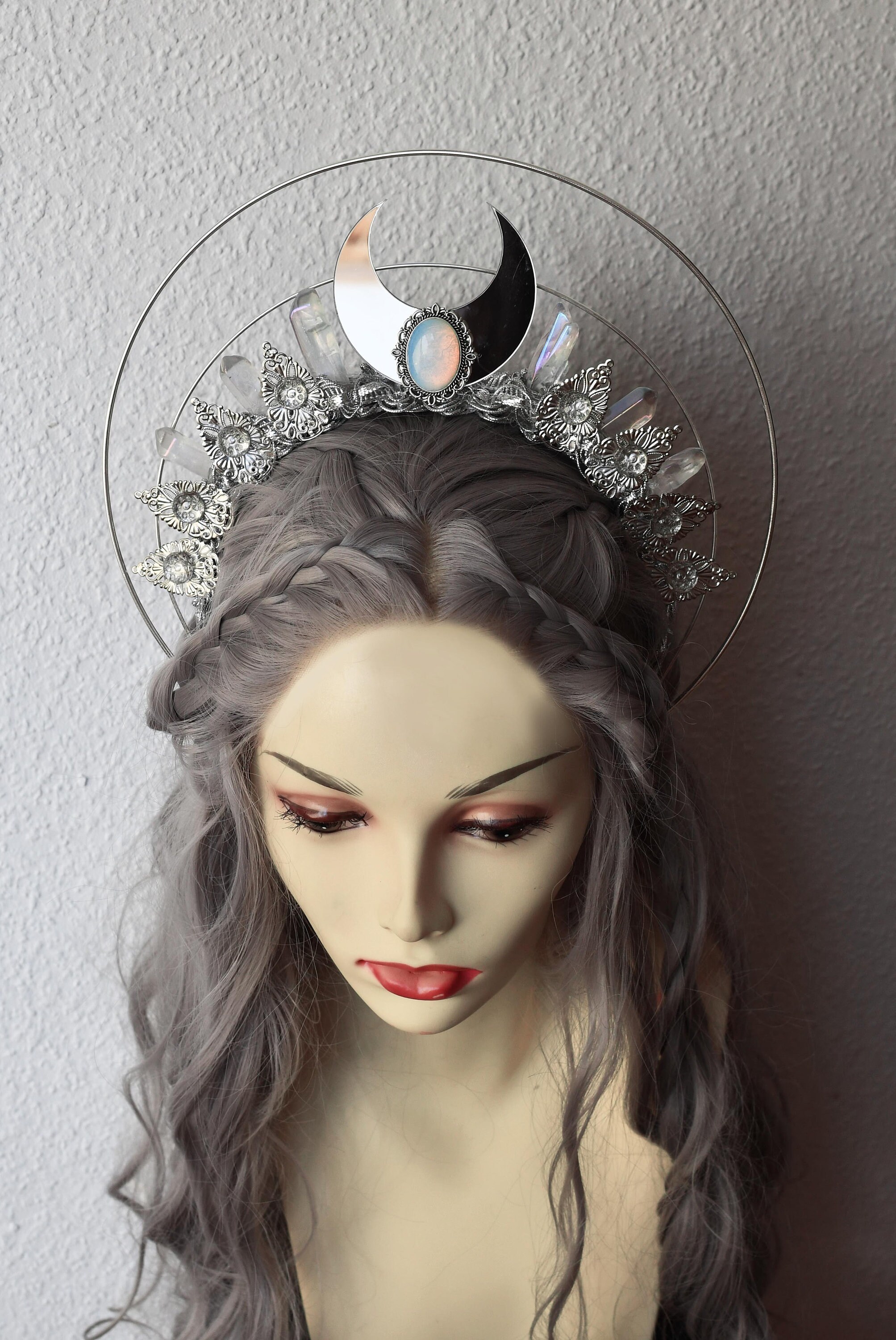 Moon goddess witchy ceremonial crown  -  Silver quartz crystal headpiece  -  Pagan wedding celestial headdress - White witch gift