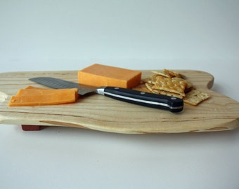Trivet 3 made of Hardwood with Live Edge - Can be used as a cheese tray or serving tray