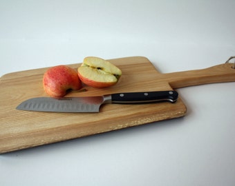 Cutting Board - Live Edge with Handle and Two Cutting Surfaces