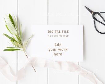 A6-Kartenmockup - Psd Smart-Objekt + Png + JPEG - Digitale Datei, sofortiger Download - fördern Sie Ihre Kunstwerke in Ihrem Online-Shop und in sozialen Medien
