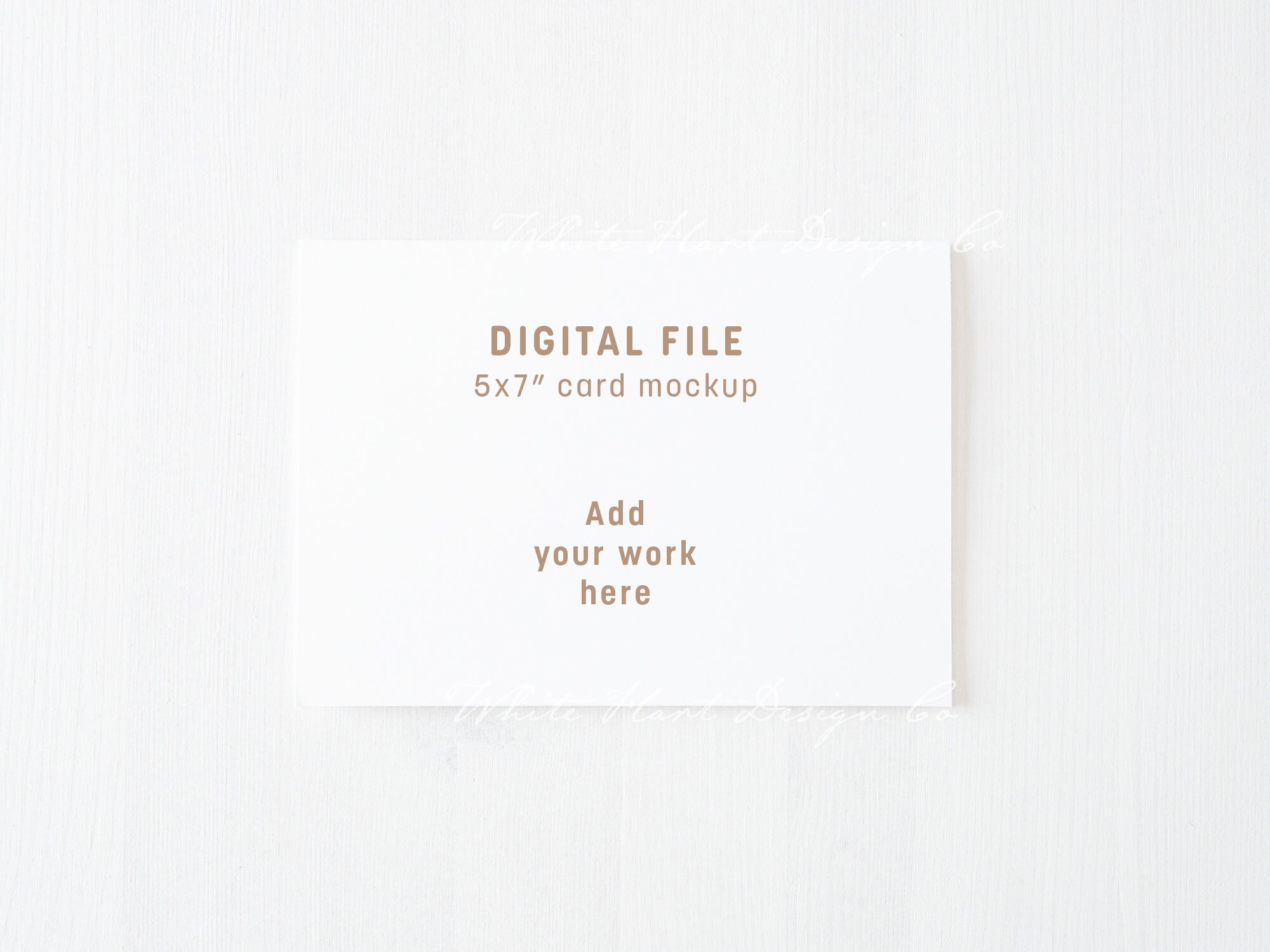 Maqueta de papelería de 5 x 7 pulgadas - tarjeta blanca horizontal - estilo minimalista - objeto inteligente Psd + Png + Jpeg - bodas, tarjetas, invitaciones