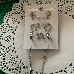 Vintage lot of 7 pierced earrings 6 studs 1 drop silver tone
