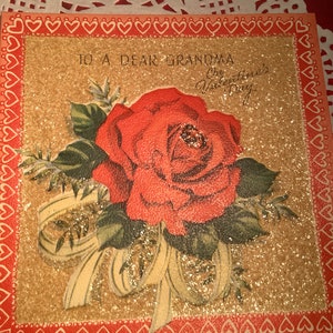 Cartolina di San Valentino glitterata vintage "A una cara nonna" Inutilizzato+env