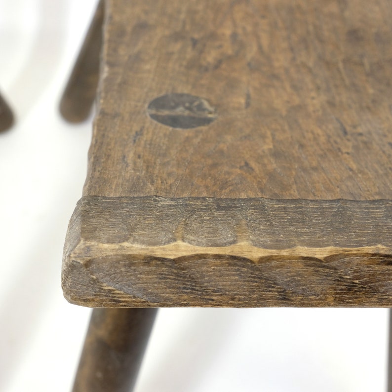 Pair of French handcrafted stools from the sixties. 画像 3