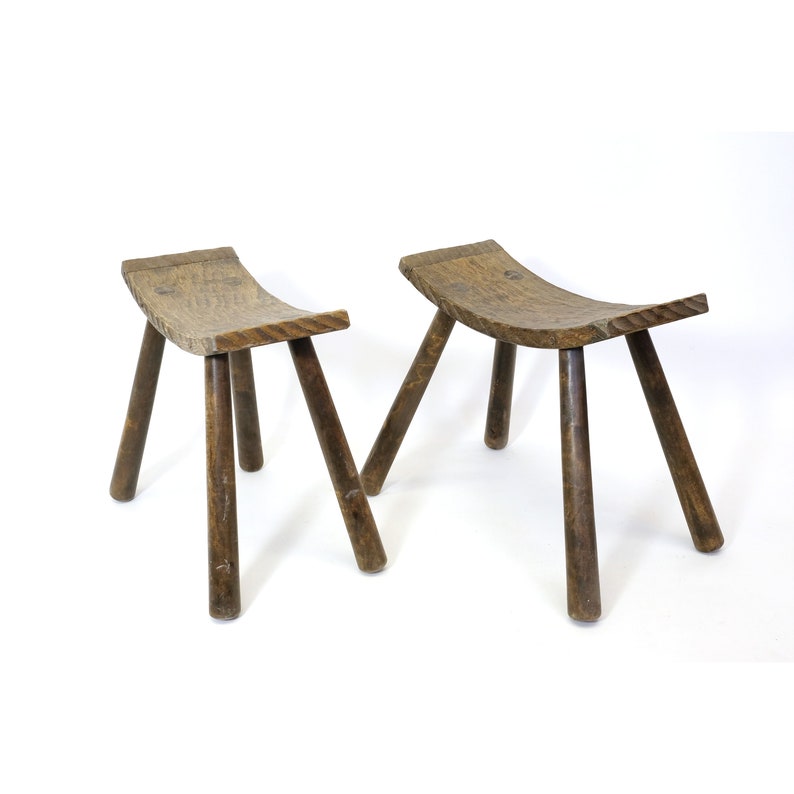 Pair of French handcrafted stools from the sixties. 画像 7