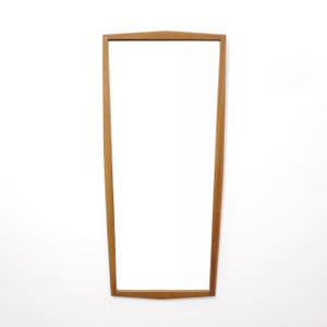 Oak mirror from the sixties, 84.0 x 38.5 cm.