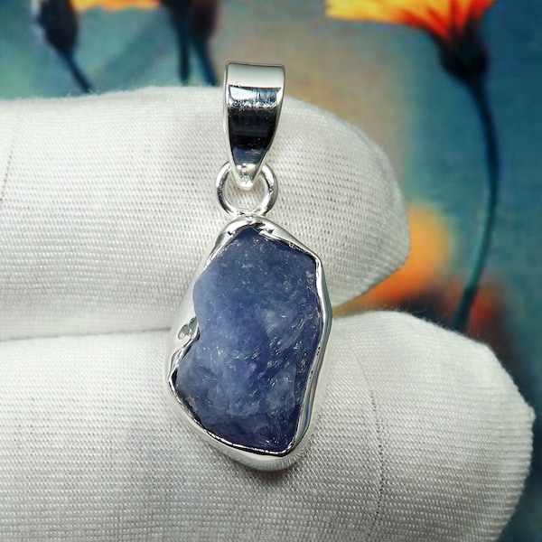 AAA Quality Tanzanite Pendant, Raw Tanzanite Pendant, 925 Silver Pendant, For Her, Birthstone Pendant, Anniversary Gift, Mother Gift,JPY0116