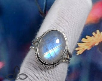 Rainbow Moonstone Ring, Blue Fire Rainbow Moonstone Ring, Designer Ring, 925 Silver Ring, Perfect Gift For Her, Partywear Rings, Jewellery