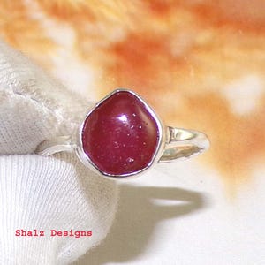 Äkta rubinring i 925 sterlingsilver, elegant rubinlöftering, handgjord ring med födelsesten i juli, present till kvinnor, ringstorlek - 10 US, U5502