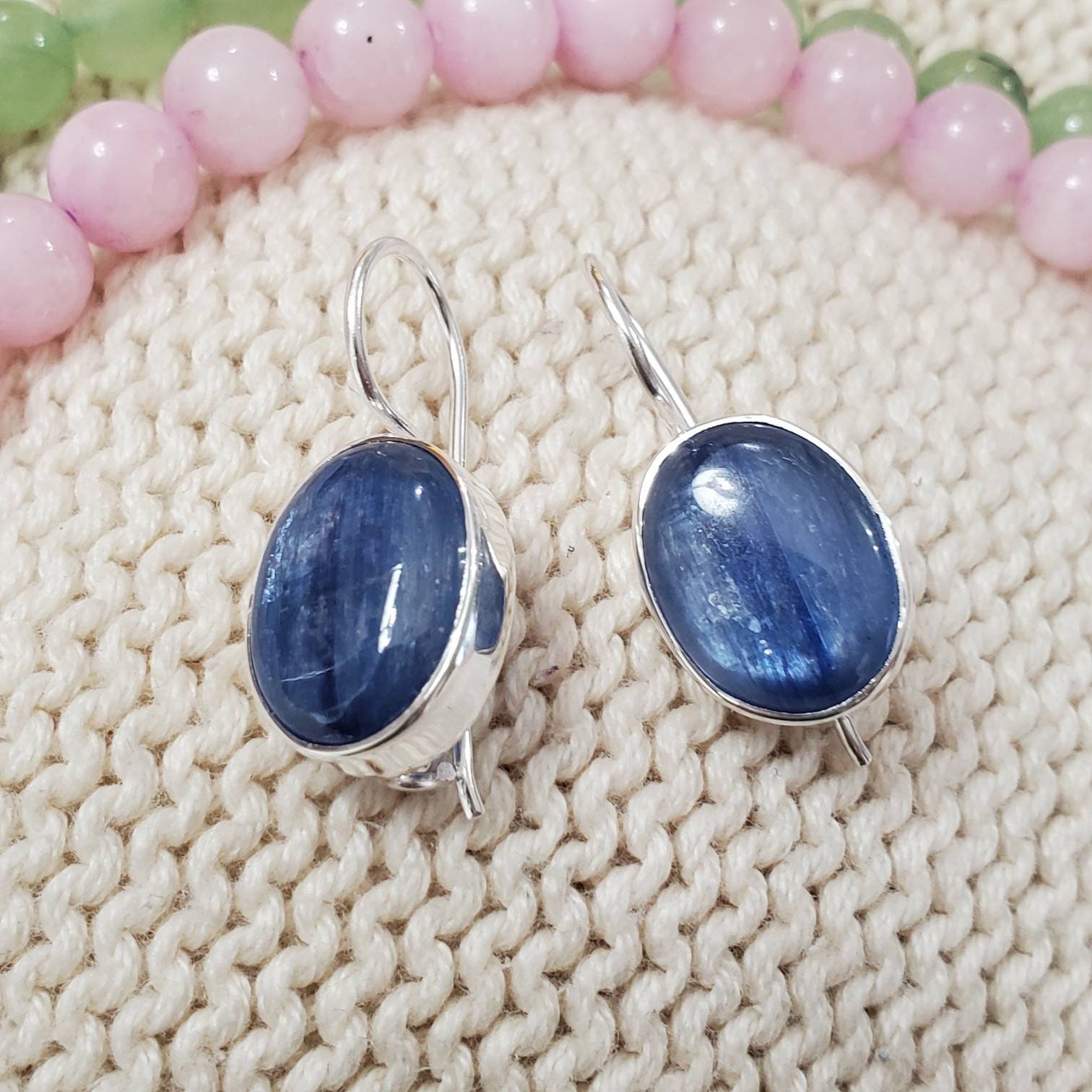 Boucles D'oreilles En Argent Sterling 925 Avec Cyanite Naturelle Ovale - 5x3 Mm, 0.6 Carat