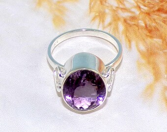 Handmade Oval Amethyst Ring: 925 Sterling Silver Birthstone