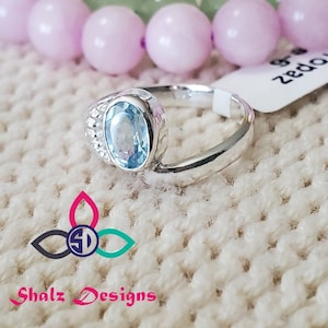 Blue Topaz Ring, 925 Silver Ring, Topaz Ring, Sterling Silver Ring, Engagement Ring, Dainty Ring, Lightweight Ring, Rings, Size 6US Z527
