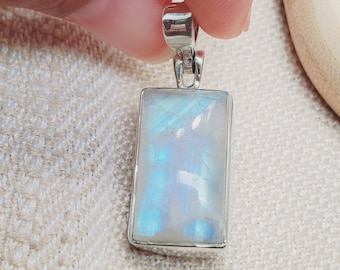 Rainbow Moonstone 925 Sterling Silver Pendant, 5cm