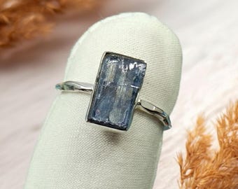 Blue Kyanite Ring, Rough Kyanite Ring, 925 Silver Ring, Dainty Ring, Raw Ring, For Her, Anniversary Ring, Mother's Day , Size 8US, JPY0407