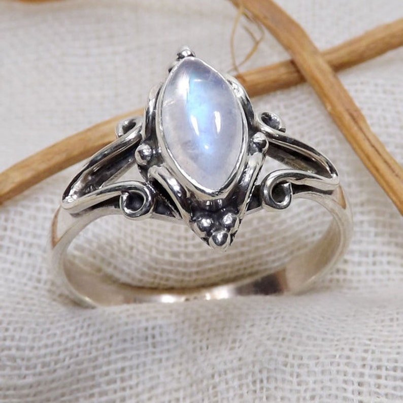 Partywear Rings Perfect Gift For Her Blue Fire Rainbow Moonstone Ring 925 Silver Ring Designer Ring Jewellery Rainbow Moonstone Ring