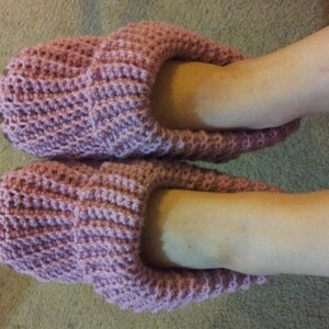 Woolly Jumper Slippers crochet pattern in English only