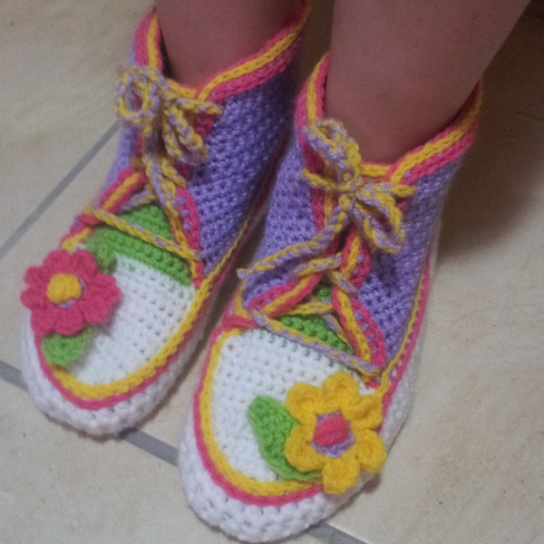 Adult Gym Boots Slippers crochet pattern in English only