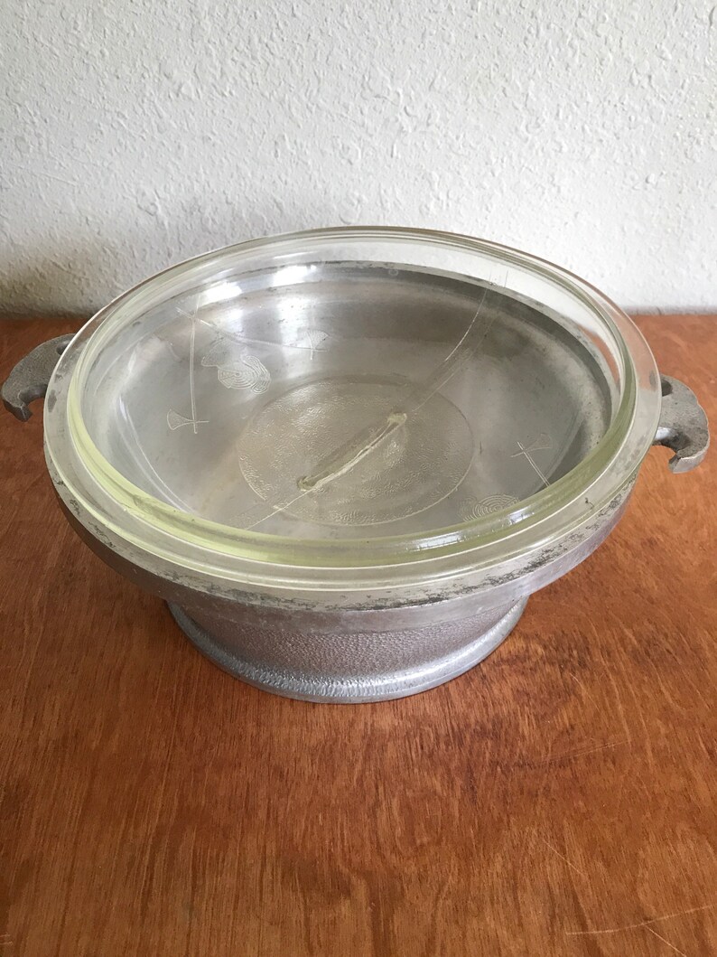 Guardian Deep Cassarole Pot Solid Heavy Metal 2 Piece Set Ten Inch Size Glass Lid Vintage Cookware Knight Logo Heavy Duty lc