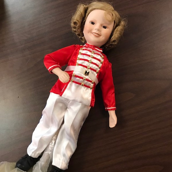 Shirley Temple Doll Soldier Marching Band Outfit Red Shiny Jacket White Pants Black Shoes 1980s Original Clothing Shirt Hair Ringlets lcww