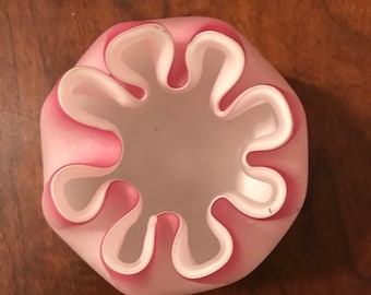 Fenton Webb Unmarked Pink Glass Antique White Interior Vase Round Bowl Style Fluted Glassware lcww