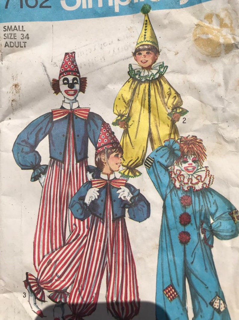 Clown Suit Pattern 7162 for Small Woman Easy Pattern Outfit | Etsy