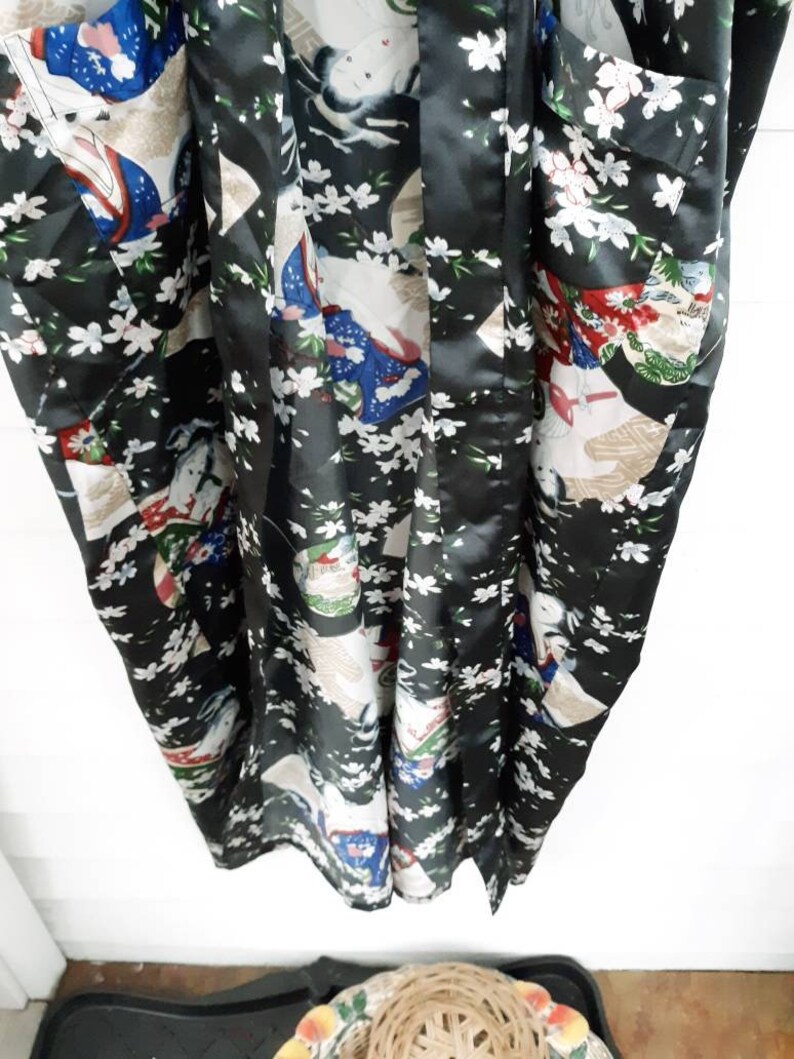 Vintage Forest Green Geisha Girl Kimono Robe One Size Fits Most