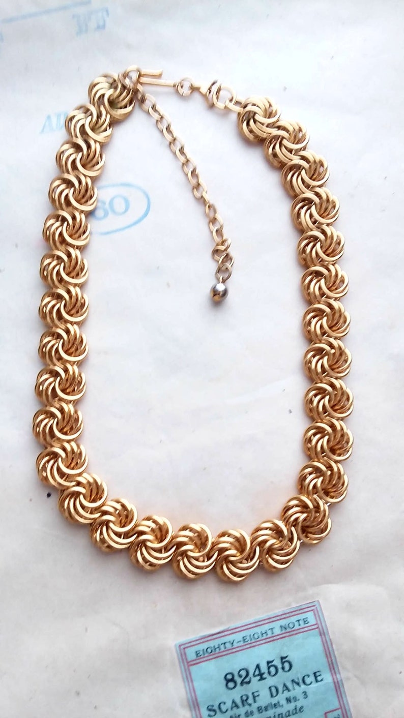 Mod Gold Tone Circle Swirl Link Choker Estate Necklace 16-19 Inch Adjustable Length Mid Century Jewelry