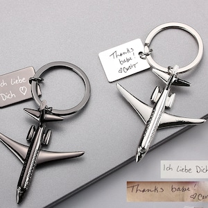 Persoanlized Airplane Key Chain, Creative Aircraft Twin-engine Gift Keychain Airline Business Gift Airplane Keyring, Gift for Airplane lover