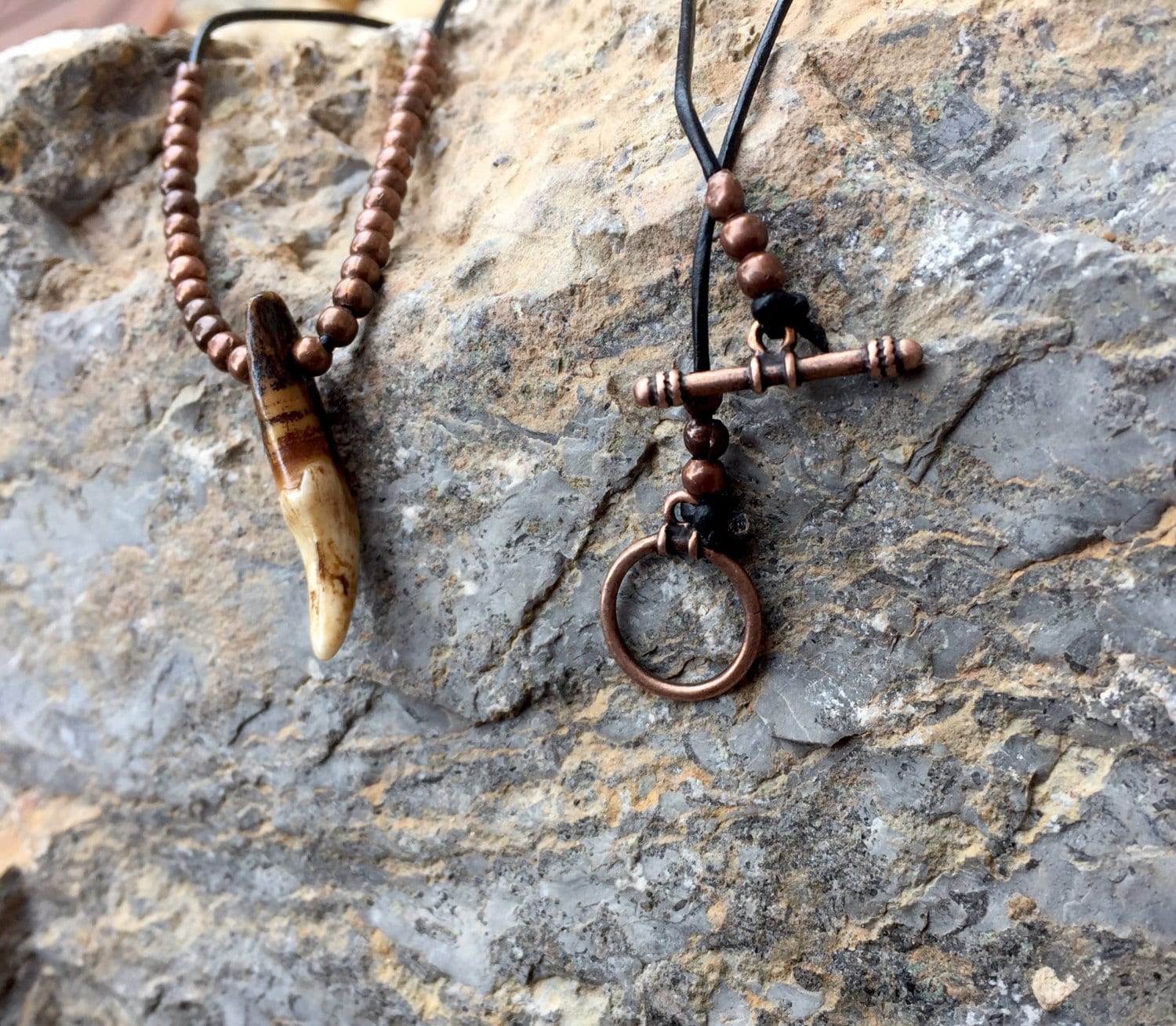 Collier dent de loup avec des perles de cuivre collier de  Etsy