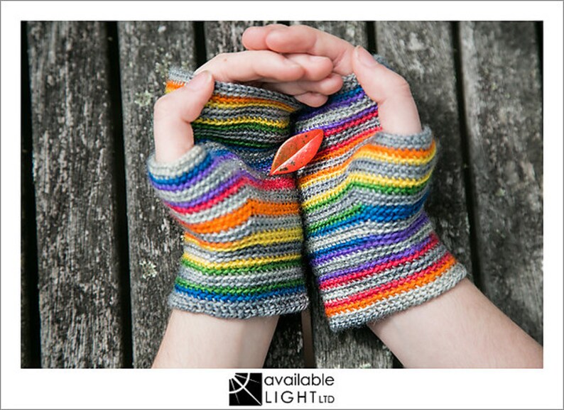 MITTS CROCHET PATTERN Spring Mitts image 5